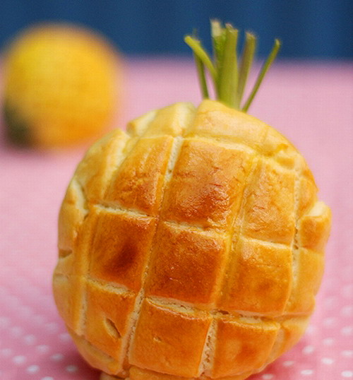 南瓜奶黄菠萝包
